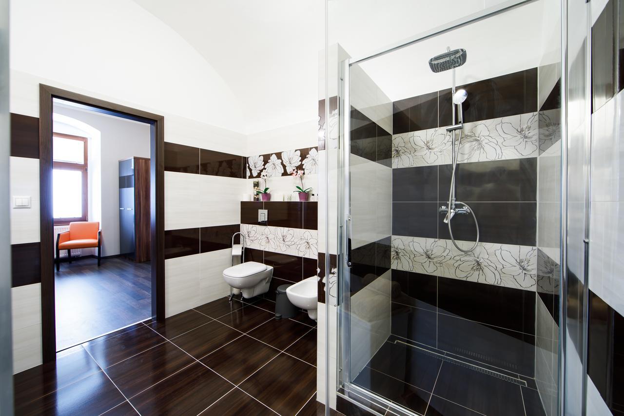Aplend City Apartments Na Vrsku Bratislava Esterno foto